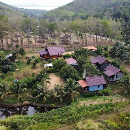 Green Mountain Resort Koh Yao เกาะยาวใหญ่ ภายนอก รูปภาพ