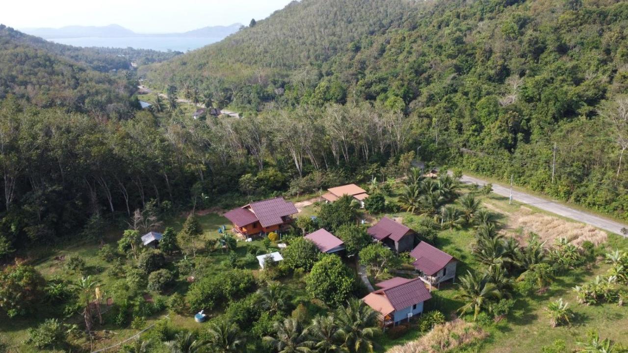 Green Mountain Resort Koh Yao เกาะยาวใหญ่ ภายนอก รูปภาพ