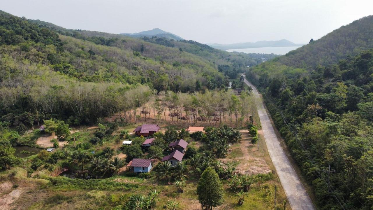 Green Mountain Resort Koh Yao เกาะยาวใหญ่ ภายนอก รูปภาพ